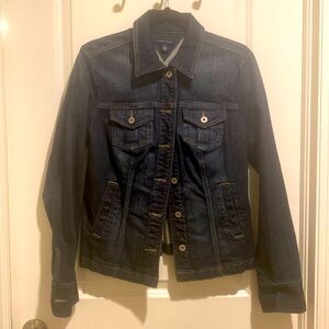 Tommy Hilfiger Jean Jacket Size Medium